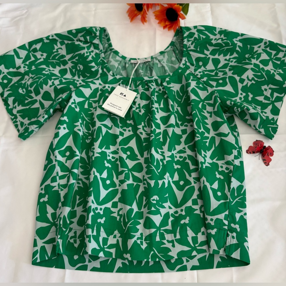 Green Floral Boho Blouse M~NWT FREE ASSEMBLY Flowy Cotton Resort~Summer~Casual